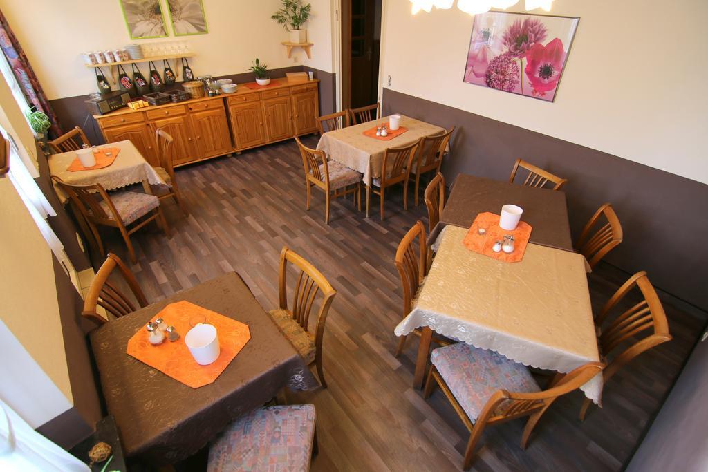 Pension Chapeau-Claque Кохем Экстерьер фото