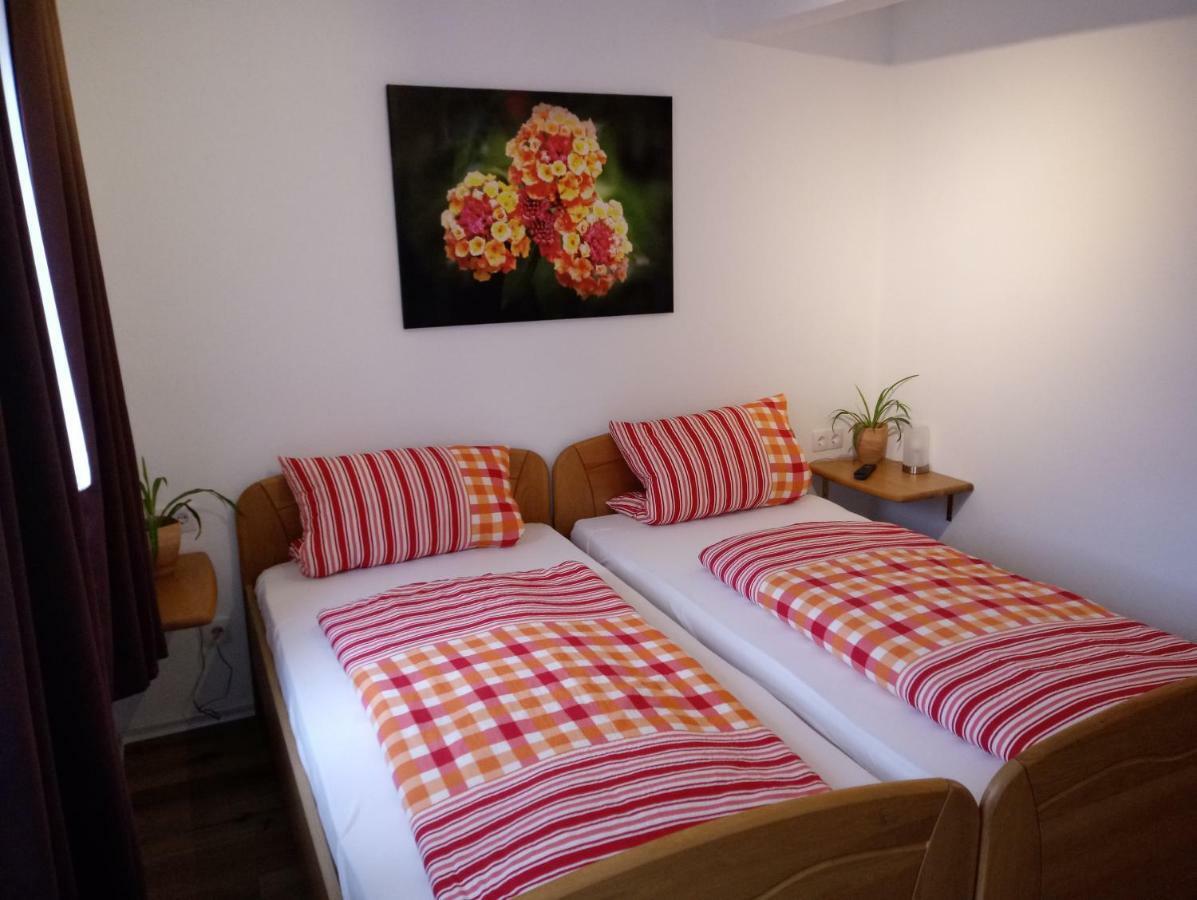 Pension Chapeau-Claque Кохем Экстерьер фото